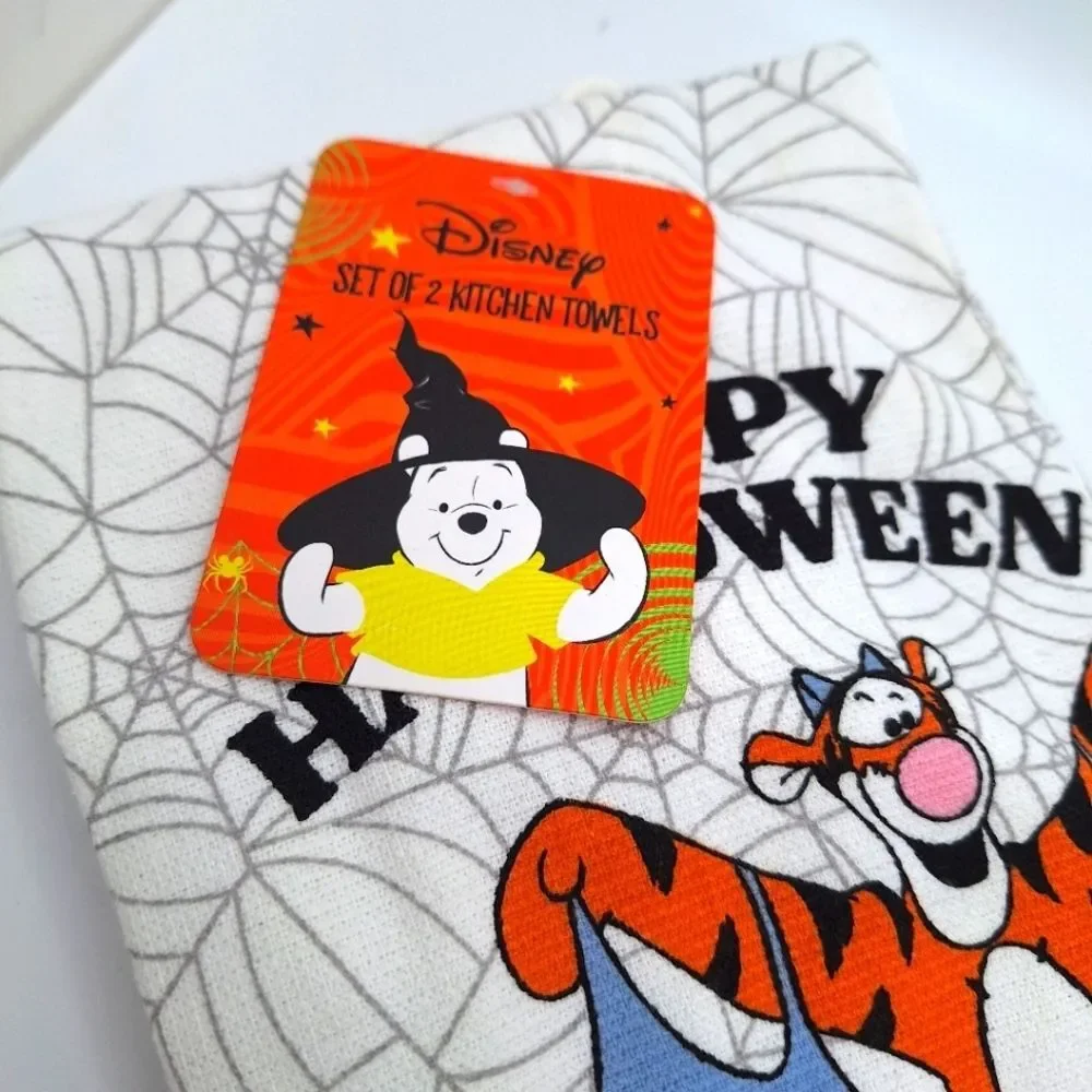 Happy halloween towels, winnie the Pooh and Friends Tigger Eyore Piglet